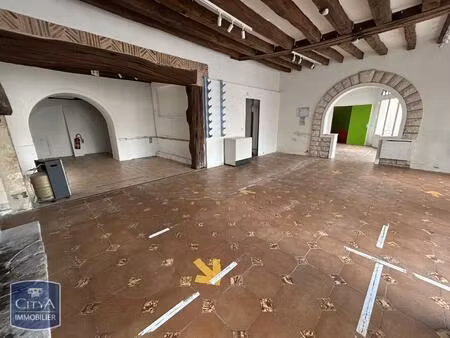 location local commercial 150m² azay le rideau 37190