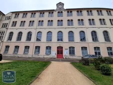 location local professionnel 250m² chateauroux 36000