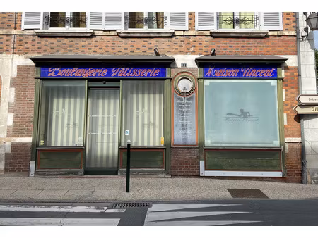 location local commercial 56m² la ferte st aubin 45240