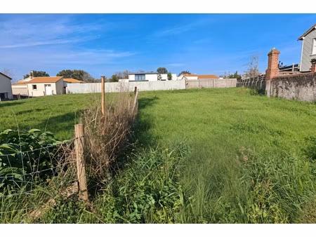 achat terrain 780m² la plaine 49360