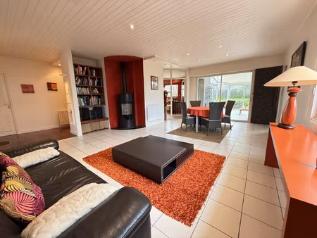 achat maison 9 pièces 142m² montaigu vendee 85600