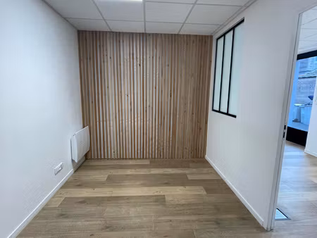 location local professionnel 194m² nantes 44100