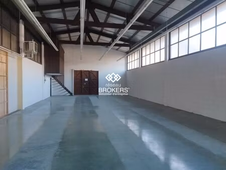 location local commercial