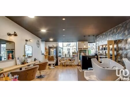 vente local d'activités 50 m²