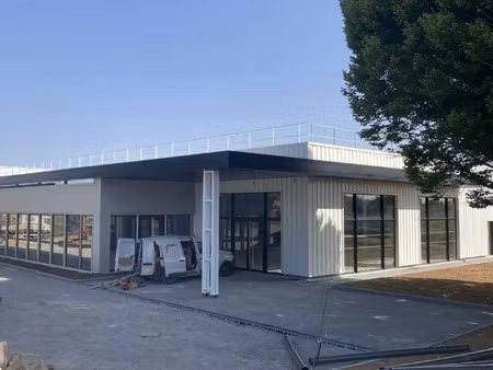 à louer – entrepôt logistique de 1 545 m² à proximité de châteauroux – indre (36)