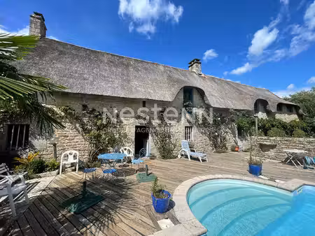 locqueltas longère 192 m² avec piscine parc arboré de 4900 m² aux portes de vannes et du g