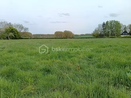 terrain de 804 m² à ecquedecques