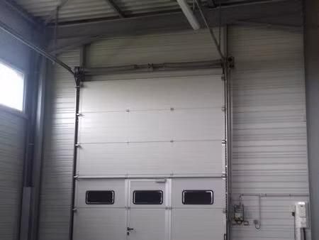 ateliers à la location de 115m² - herlin le sec 62130