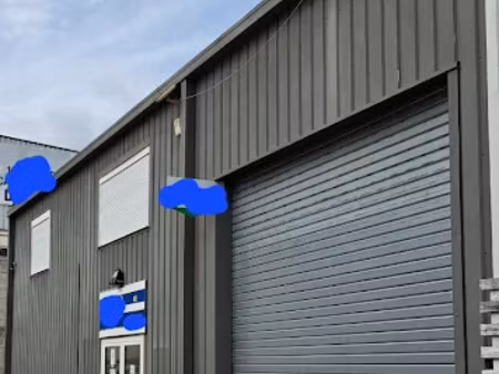 vente locaux professionnels 220 m² à roquebrune-sur-argens (83520)  570 000 €