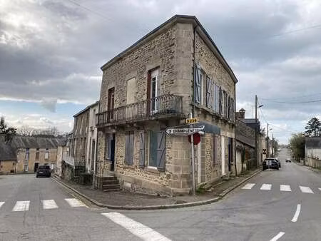 vente maison à courcité (53700) : à vendre / 130m² courcité