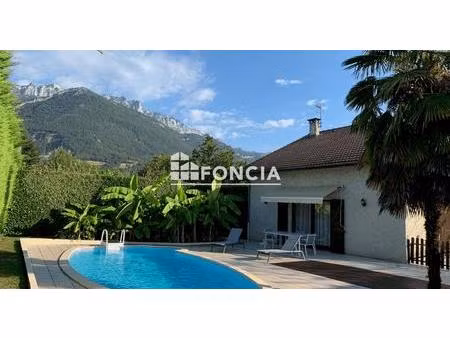 la terrasse charmante maison avec piscine et jardin  1025 m² de terrain