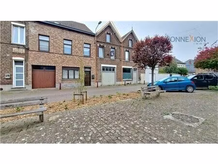 ensemble immobilier de 484 m²