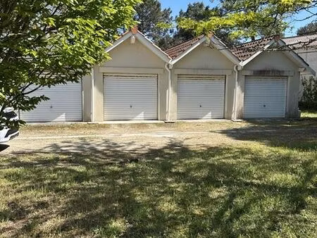 vente garage 20 m² soulac-sur-mer (33780)