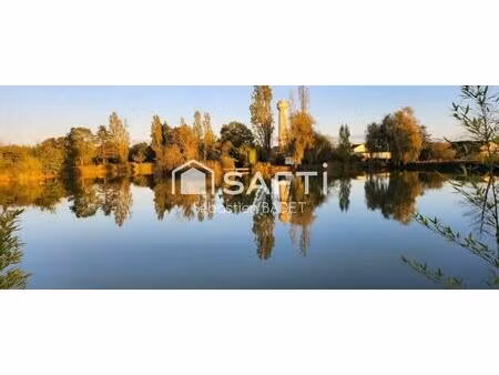 maison de 147m2 avec piscine et étang