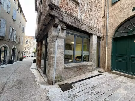 location local commercial cahors 46000