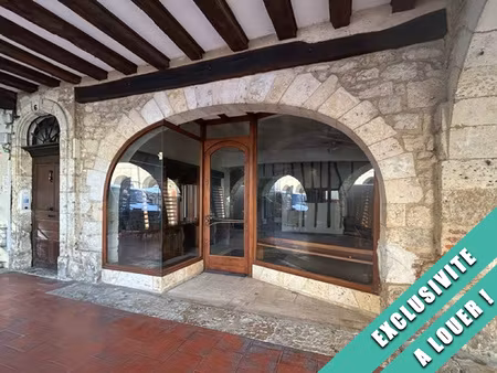 location local commercial 87m² fleurance 32500