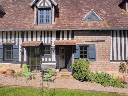 la longère normande rénovée avec goût dans le calme du pays