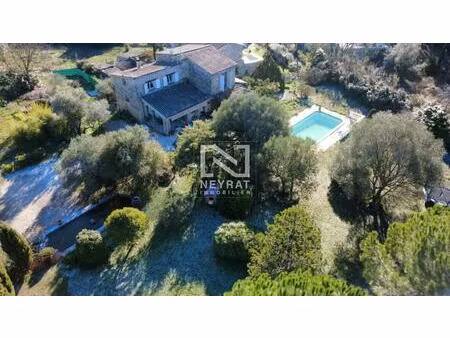 fayence - mas en pierre - magnifique jardin 3500m² - piscine