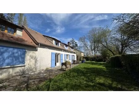 maison de 200 m² à villiers-saint-georges