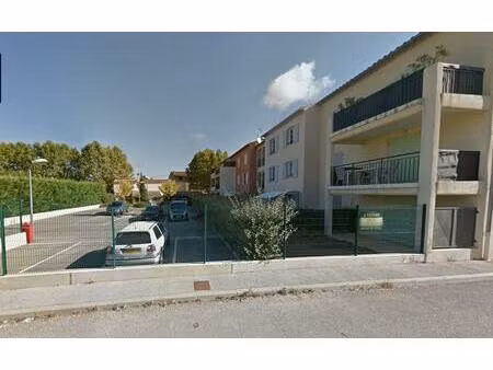 location parking rougiers 83170