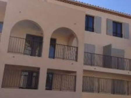 location parking st maximin la ste baume 83470