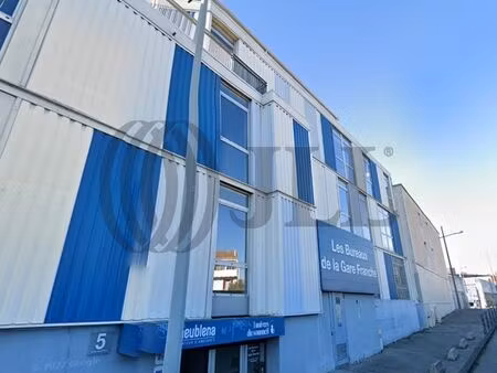 location local professionnel 876m² marseille 15ème