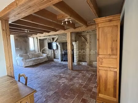 maison en pierre de 90 m² à daumeray