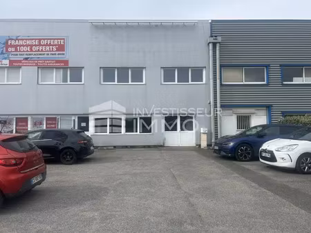 à louer - 328 m² d'activités avec bureaux - saint-ouen-l'aumône (95)