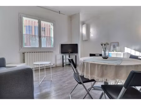 location meublée t2/3 de 42m² centre village château gombert