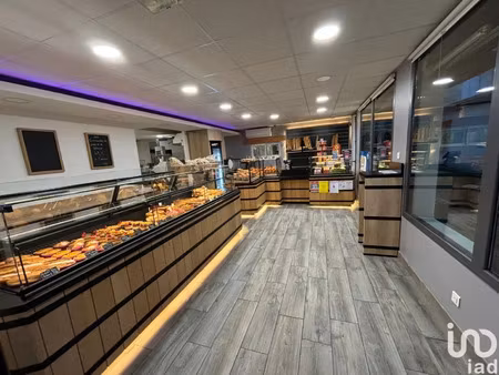 location bureaux et commerces à cussac-fort-médoc (33460) : à louer / 123m² cussac-fort-mé