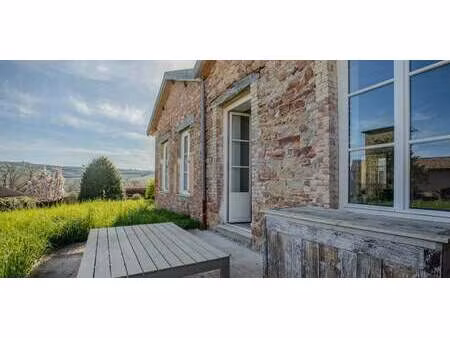 propriété avec jardin solutré-pouilly (71)