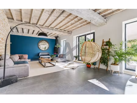 curis-au mont-d'or- belle maison familiale ancienne d'enviro