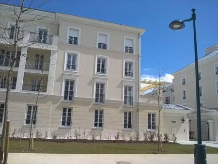 parking - serris - er.g1470.01025