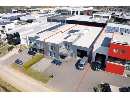 commercieel te koop in kasterlee met 2 slaapkamers