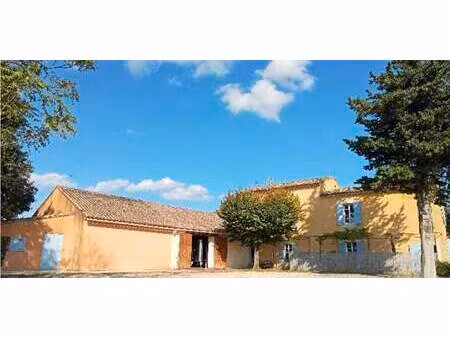 vignoble avec dépendances cairanne (84)