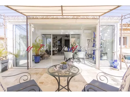 vente maison 6 pièces 113 m² à la londe-les-maures (83250)  595 000 €