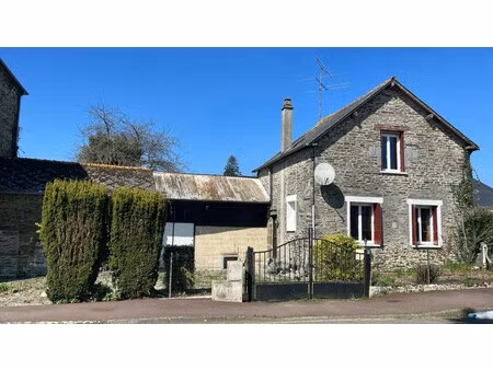 maison à vendre à saint-julien-du-terroux (53110) - mayenne