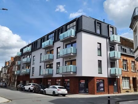 espace de bureaux a vendre + 50m² de cave