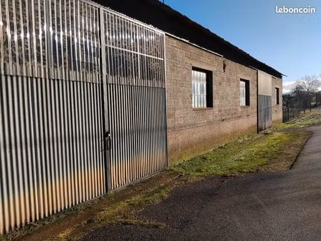 hangar pour stockage
