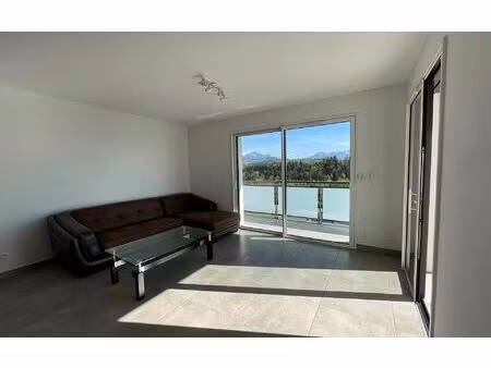 location appartement  m² t-3 à fillinges  1 470 €