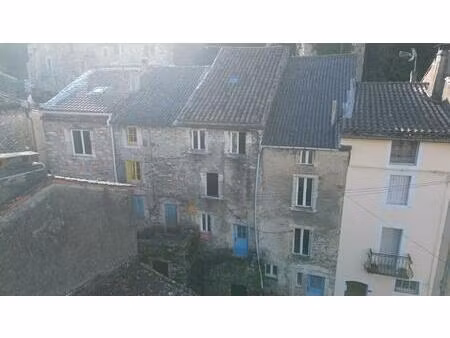 riols  batîsse ancienne entièrement à réhabiliter