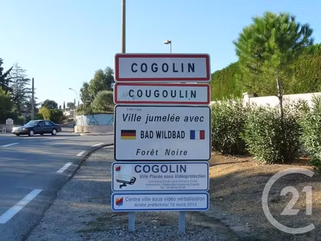 vente locaux professionnels à cogolin (83310)  69 000 €