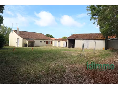 vente terrain à la rochelle (17000)  254 000 €