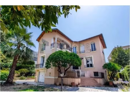 vente maison 10 pièces 315 m² nice (06300)