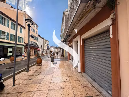 location locaux professionnels 47.79 m² à vallauris (06220)  1 275 €