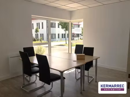 bâtiment indépendant de bureaux