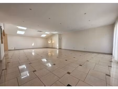 vente maison 5 pièces 196 m² villeurbanne (69100)