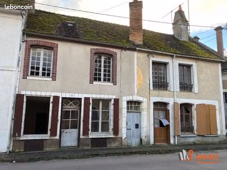 maison de village 9 pièces 220 m²