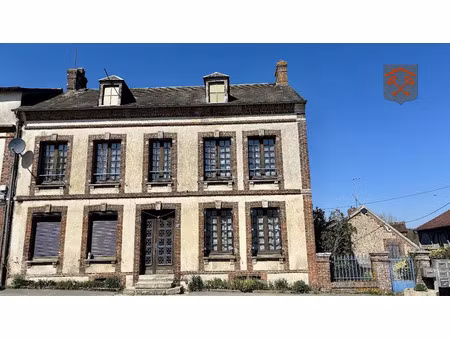 vente maison 5 pièces 164 m² à l'aigle (61300)  97 000 €