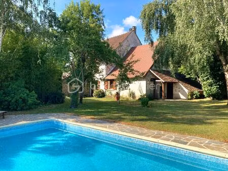 maison en pierre de 280 m² à saint-cyr-sur-morin